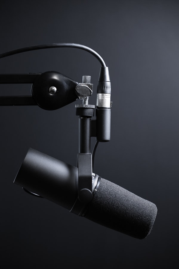 Un microphone classique de studio de radio