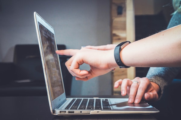 Capture d'écran montrant une interface de cours pédagogique bien ordonnée